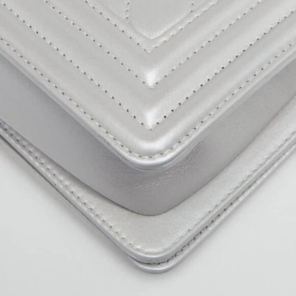 Chanel Silver Quilted Lambskin Leather Small Boy Bag - Picture 4 of 9